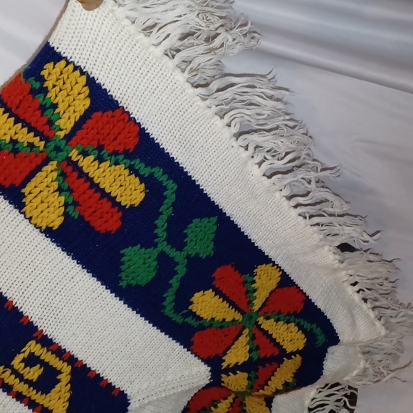 Vintage Chunky Knit Poncho Boho Sweater, It's a Fein Original - Picture 3 of 7